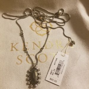 Brett necklace